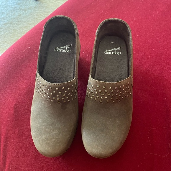 Dansko Shoes - Dansko clogs